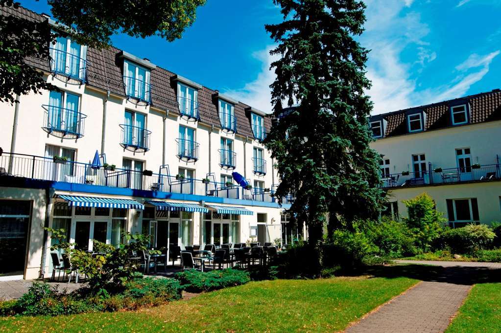Ringhotel VITALHOTEL ambiente Bad Wilsnack Buitenkant foto